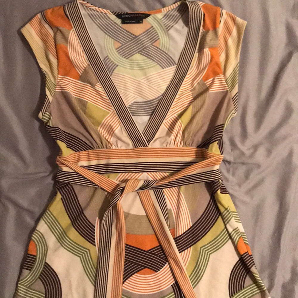 BCBG Max Axria retro top